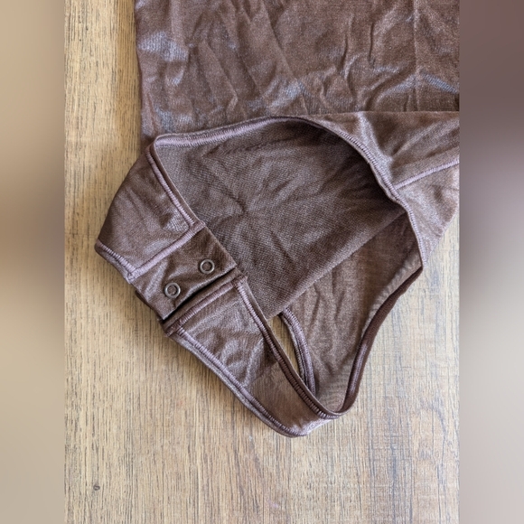 SKIMS Bodysuit GLISSENETTE Crew Neck BODYSUIT Size XXS NWT - Picture 5 of 6